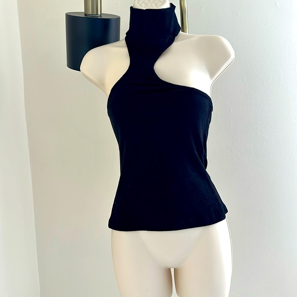 Commense Small Black Ribbed Top